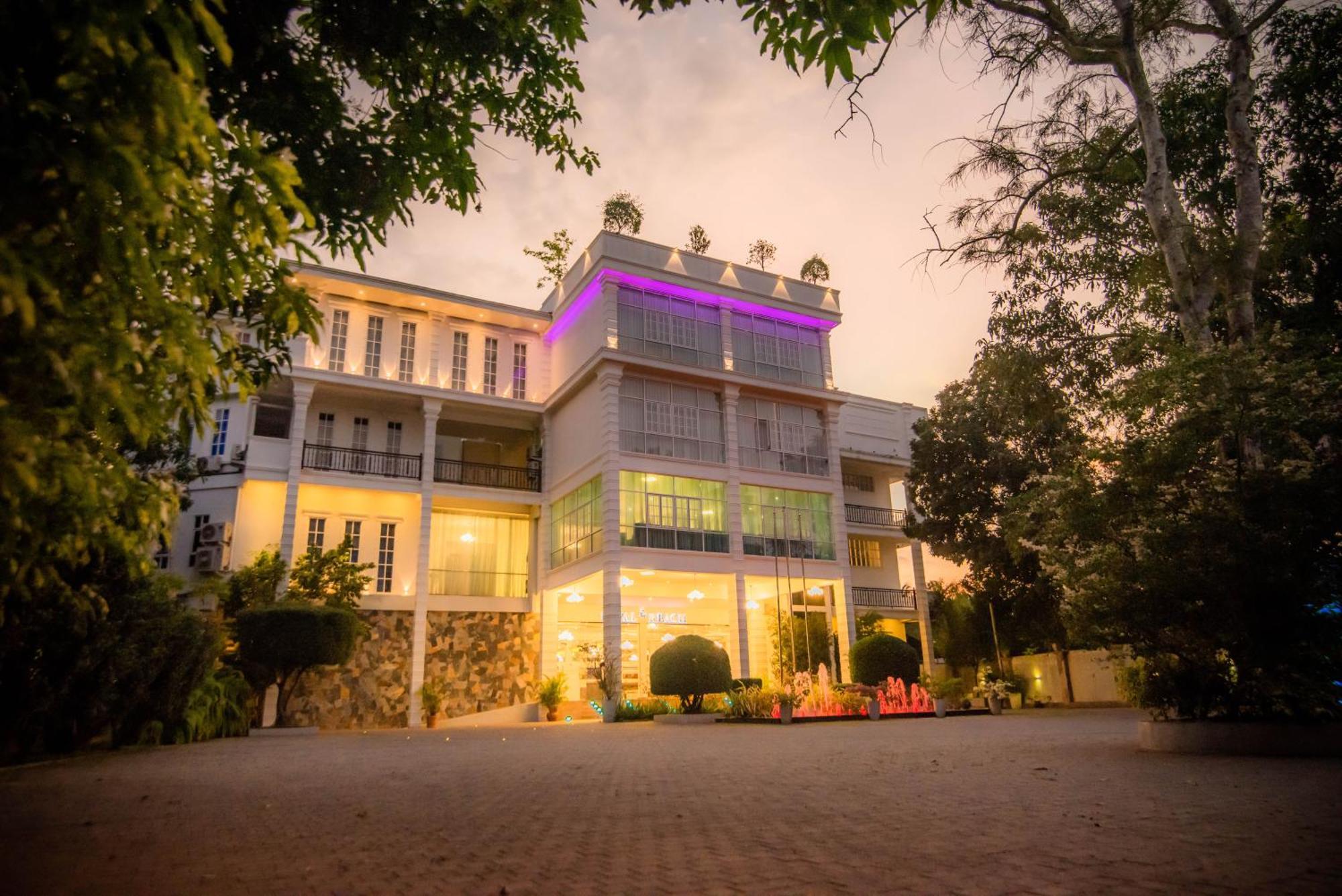 Hotel Royal Reach Udawalawe Exteriér fotografie